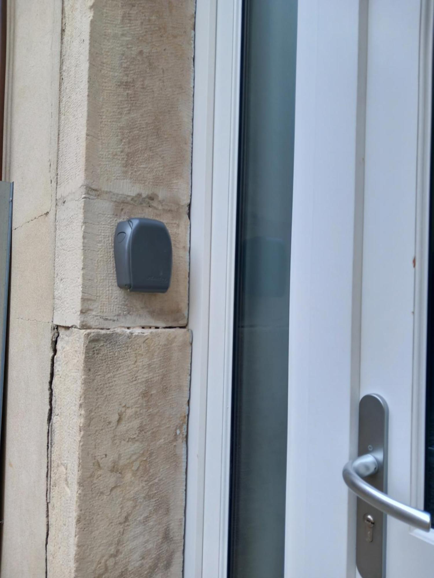 La Cour Fleurie, Tout Confort Digione Esterno foto